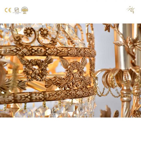 لوستر کلاسیک سلطنتی کریستالی مدل مجلل طلایی